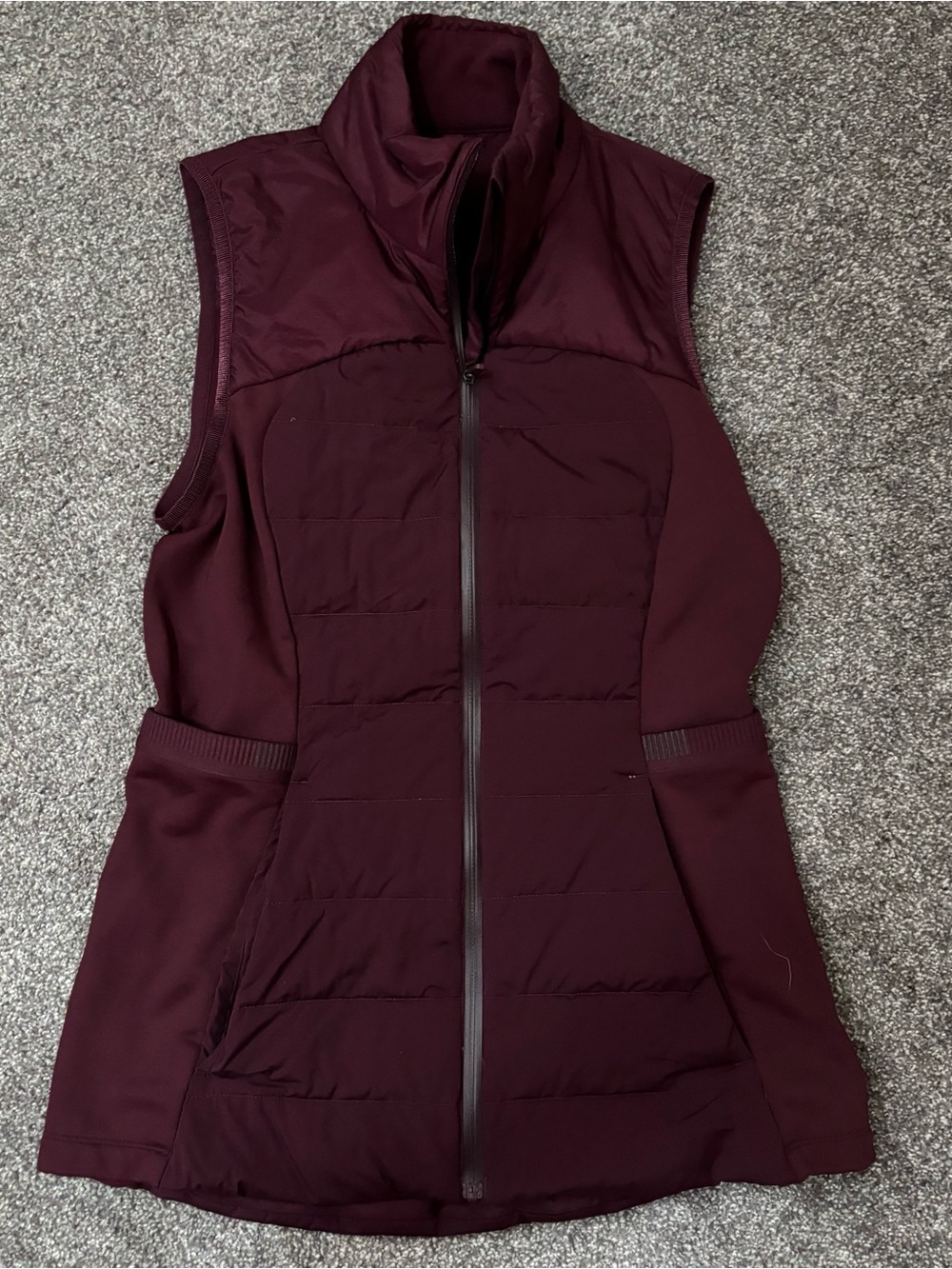 Lululemon Sz 6 Down for it all vest in the colour dark adobe EUC